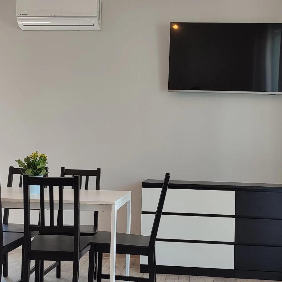Apartamenty Wilga Z Calorocznym Jacuzzi I Letnim Basenem Eksteriør billede