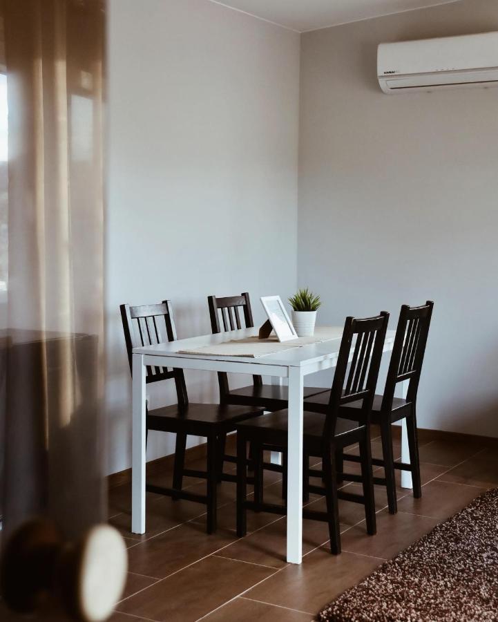 Apartamenty Wilga Z Calorocznym Jacuzzi I Letnim Basenem Eksteriør billede